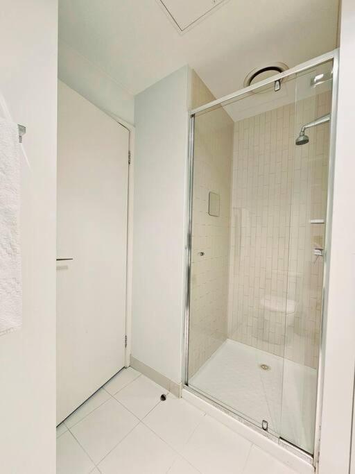 2bd Near Vic Market Melbourne